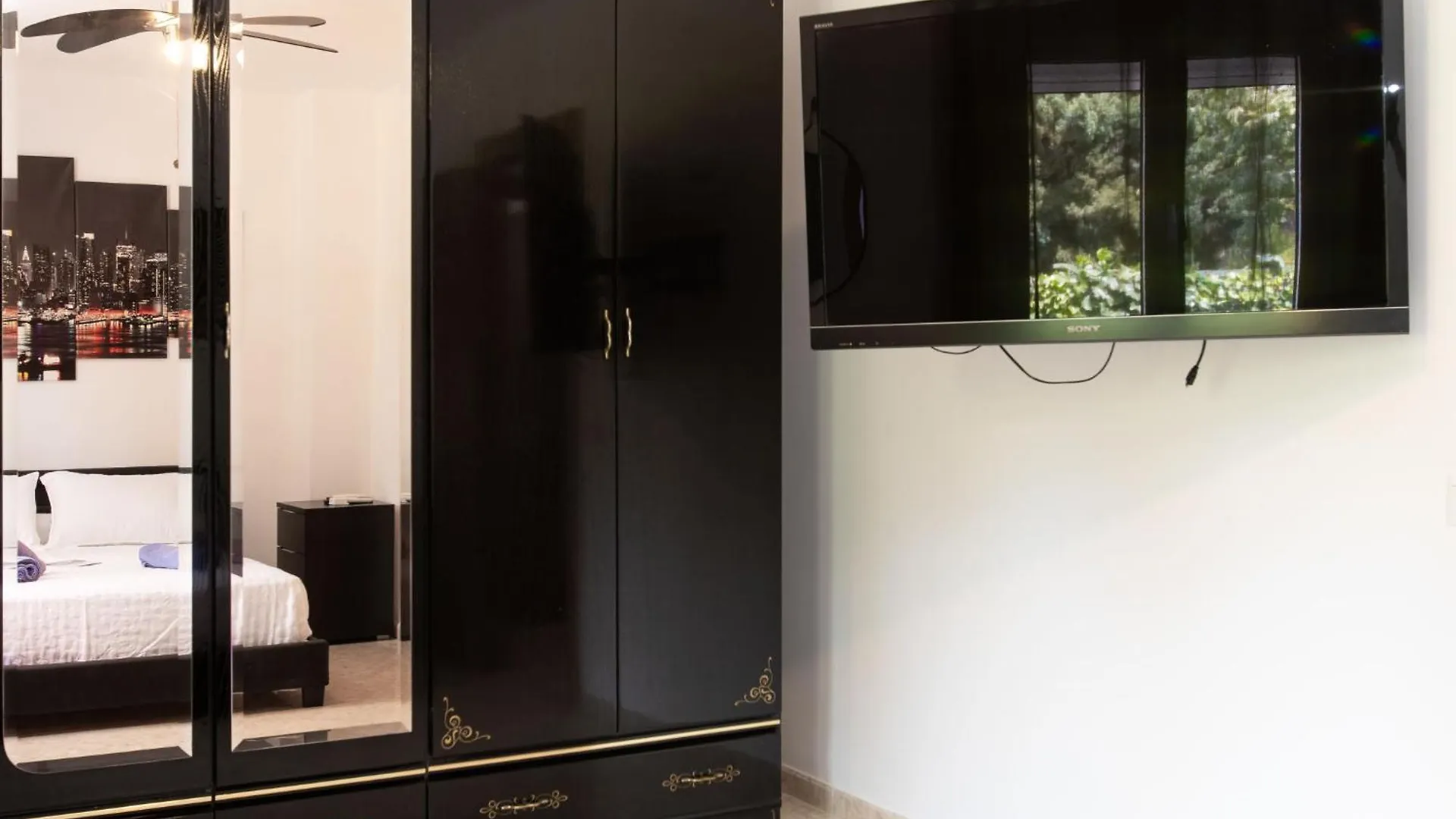 Town Center House With Jacuzzi Villa Nerja 0*,  Spanje